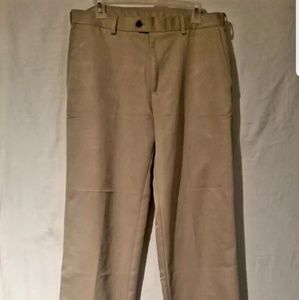 Tan EUC. izod golf pants